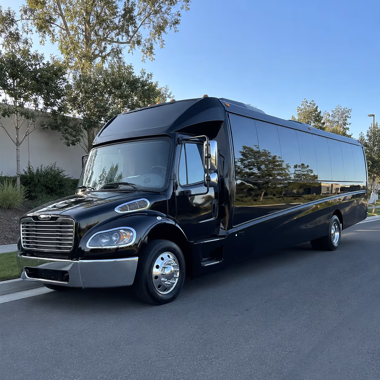 chino 15 passenger minibus