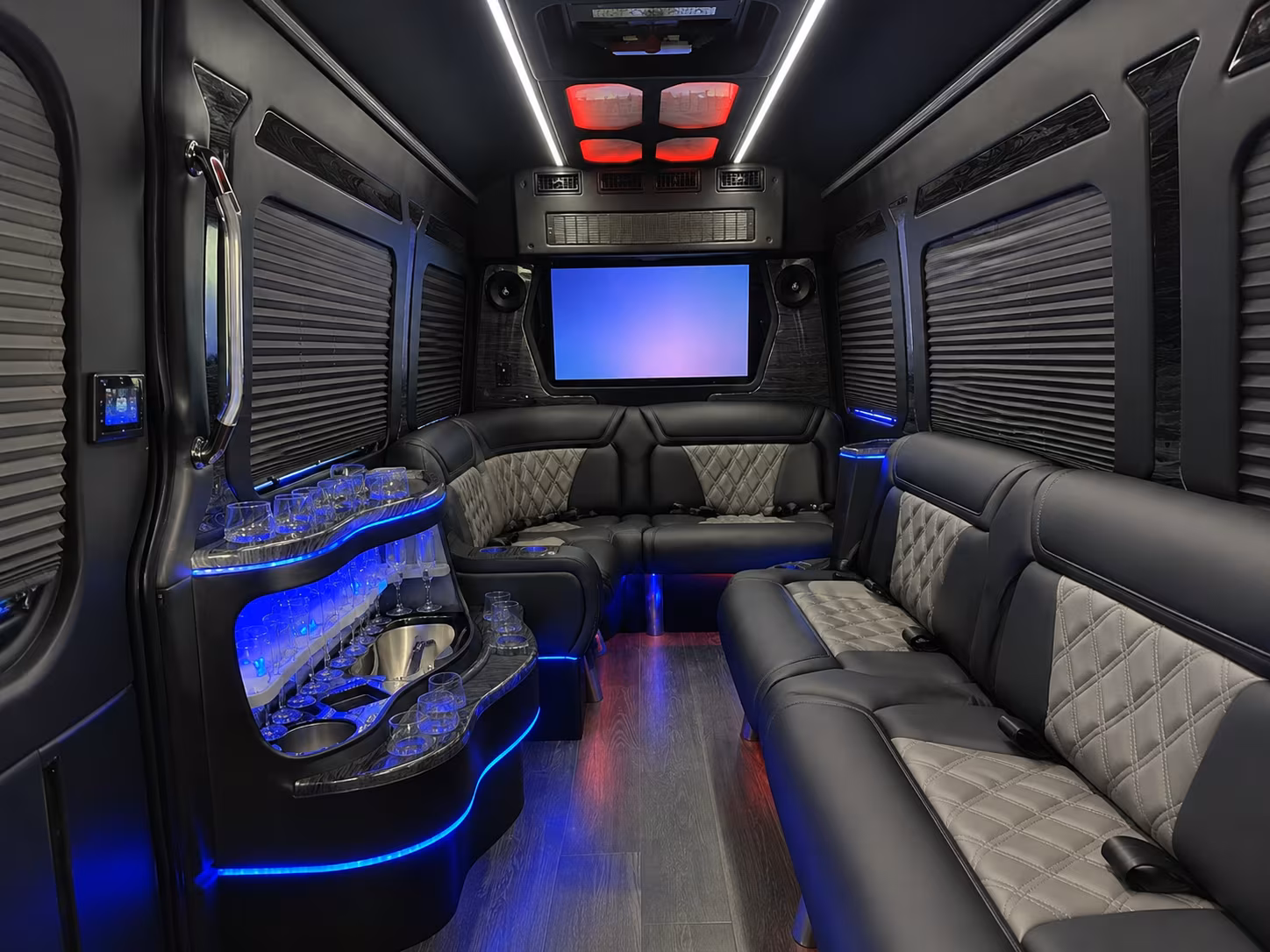 chino 25 passenger party bus