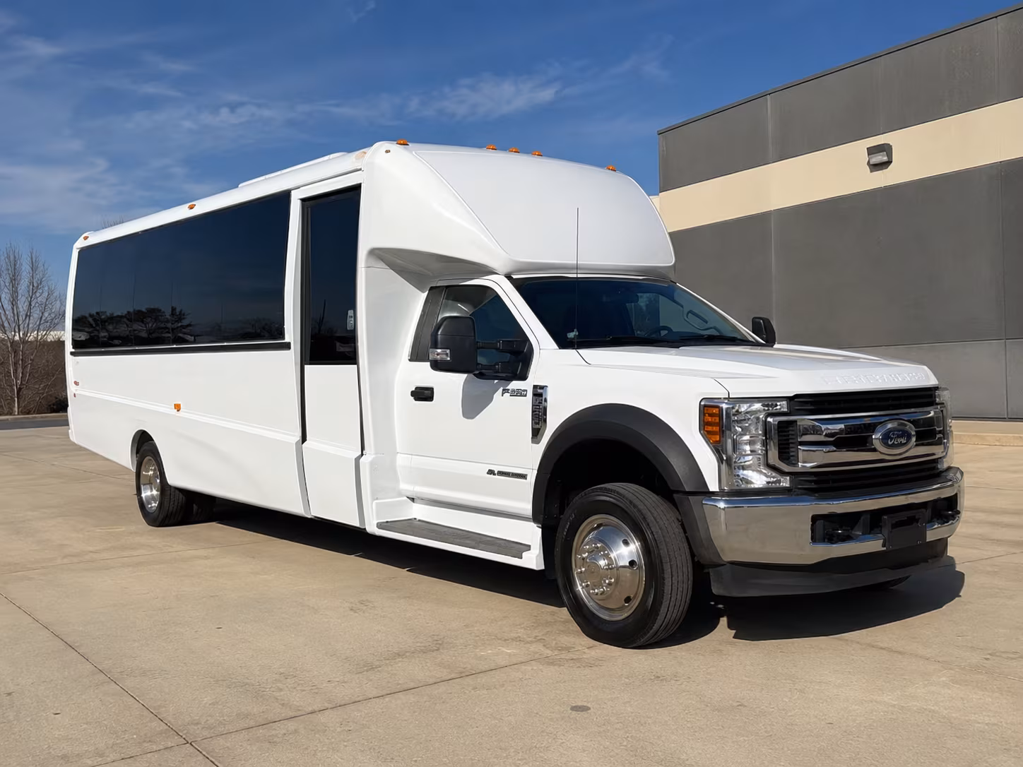 large scale shuttle bus services for chino corporate campuses and events